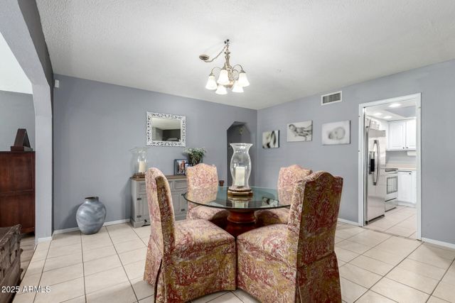 2739 S EMERSON Circle, Mesa, AZ 85210