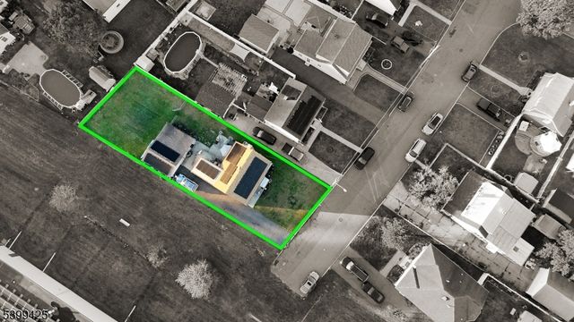 2 Lincoln Pl, Moonachie Boro, NJ 07074