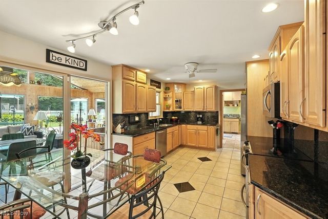 7603 Red Fox Trail, Hudson, OH 44236