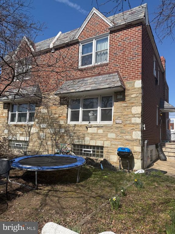 2019 FAUNCE ST, Philadelphia, PA 19152