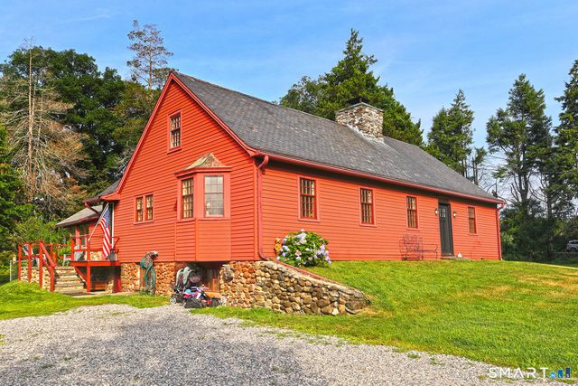 428 Peck Lane, Orange, CT 06477