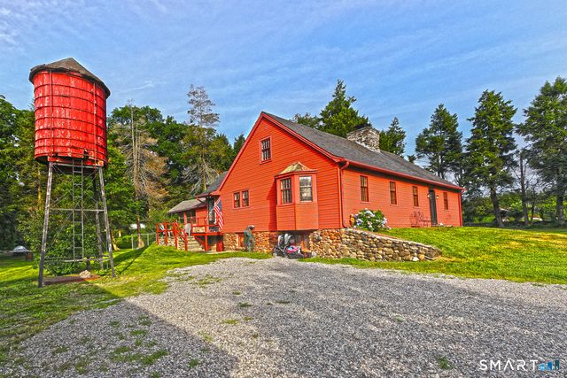 428 Peck Lane, Orange, CT 06477