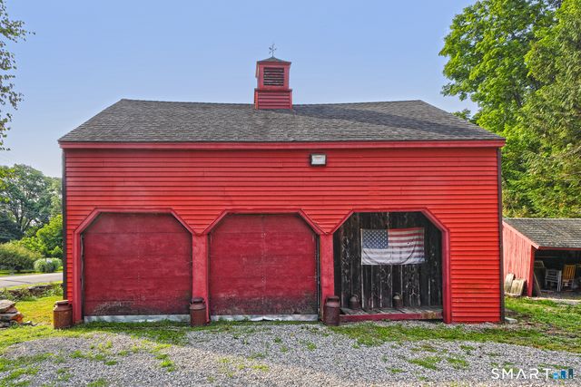 428 Peck Lane, Orange, CT 06477