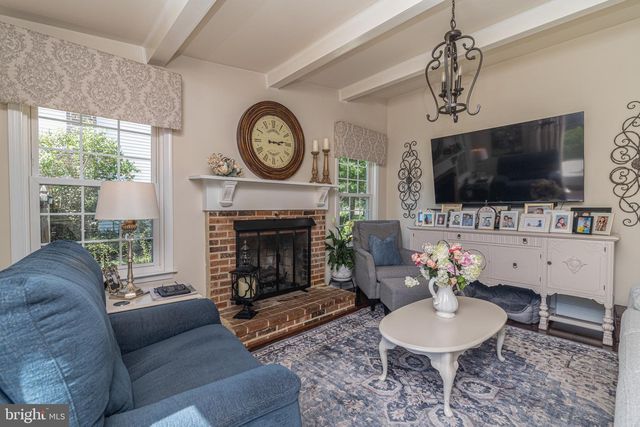 13 JUNIPER RD, Sewell, NJ 08080