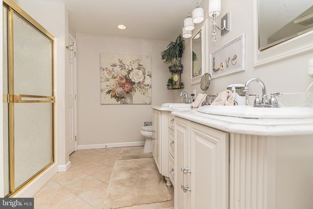 13 JUNIPER RD, Sewell, NJ 08080