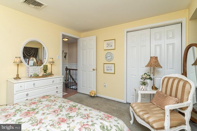 13 JUNIPER RD, Sewell, NJ 08080
