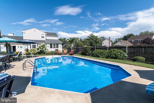 13 JUNIPER RD, Sewell, NJ 08080