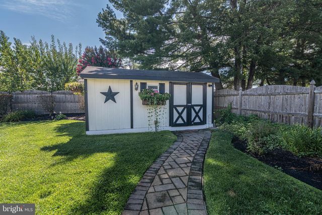 13 JUNIPER RD, Sewell, NJ 08080