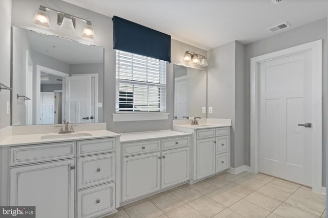 10602 STARFIRE LN, Waldorf, MD 20603