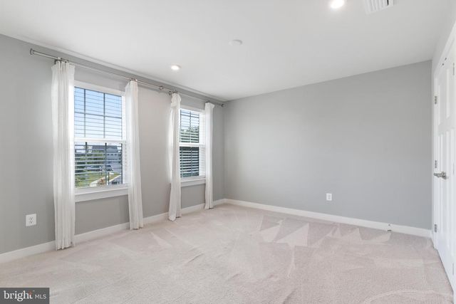 10602 STARFIRE LN, Waldorf, MD 20603