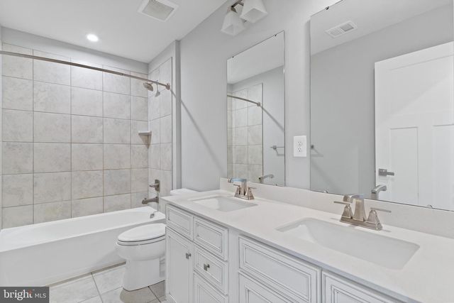 10602 STARFIRE LN, Waldorf, MD 20603