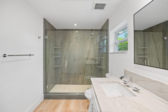 1404 NE 2nd Street, Pompano Beach, FL 33060