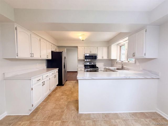 40349 Aynesley Street, Clinton Township, MI 48038