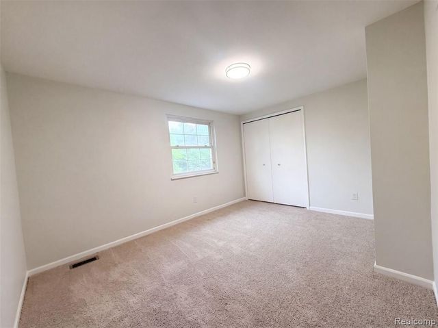 40349 Aynesley Street, Clinton Township, MI 48038