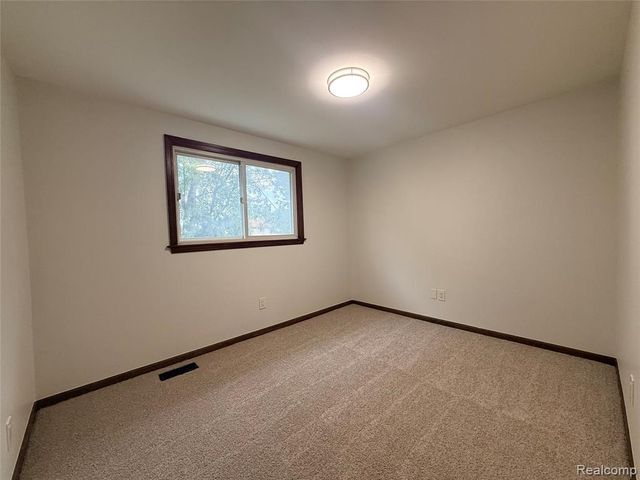 40349 Aynesley Street, Clinton Township, MI 48038