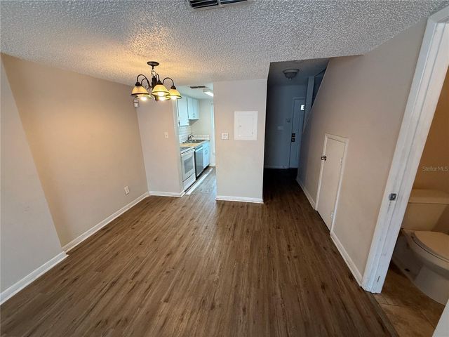 5120 TEMPLE HEIGHTS ROAD D, Tampa, FL 33617