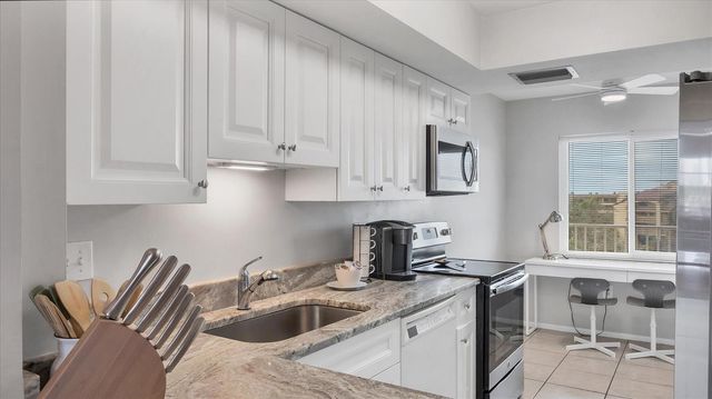 8625 MIDNIGHT PASS ROAD 506B, Sarasota, FL 34242