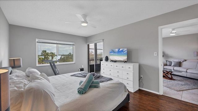 8625 MIDNIGHT PASS ROAD 506B, Sarasota, FL 34242