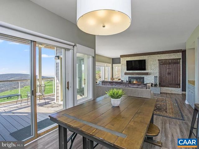1616 OVERLOOK CONDOS, Roseland, VA 22967