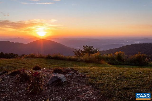 1616 OVERLOOK CONDOS, Roseland, VA 22967