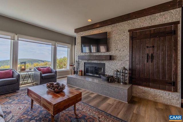 1616 OVERLOOK CONDOS, Roseland, VA 22967