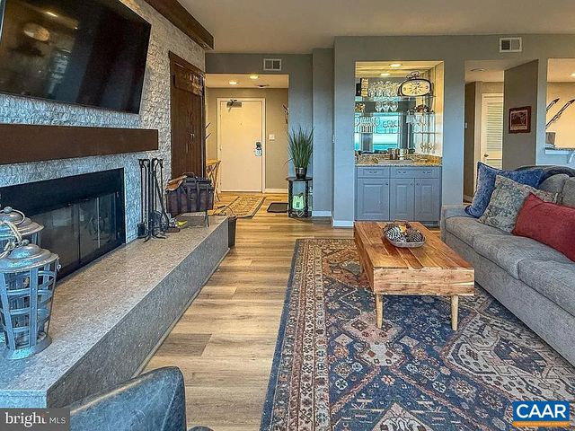 1616 OVERLOOK CONDOS, Roseland, VA 22967