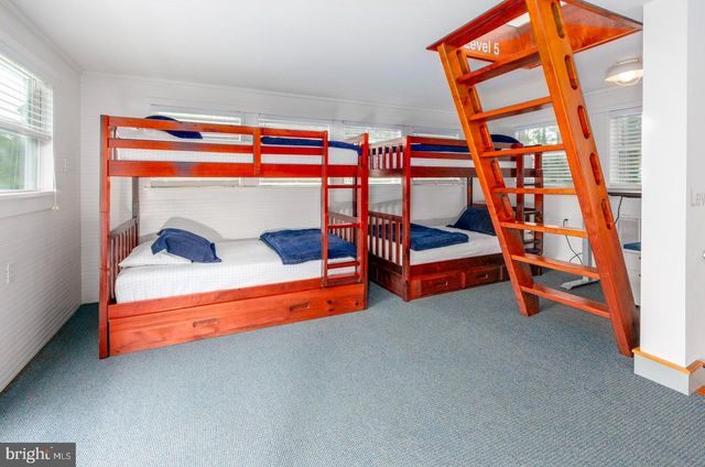 1307 BROADVIEW DR, Cambridge, MD 21613