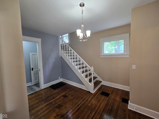 24 N Randolph Street, Indianapolis, IN 46201