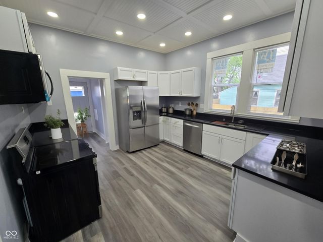 24 N Randolph Street, Indianapolis, IN 46201