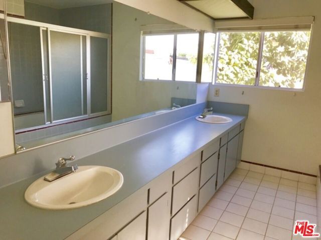 4322 Berryman Avenue, Los Angeles, CA 90066