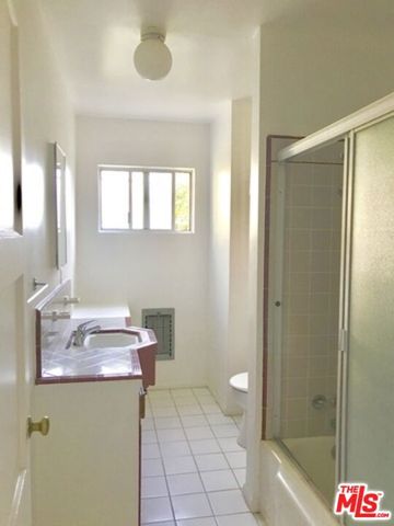 4322 Berryman Avenue, Los Angeles, CA 90066