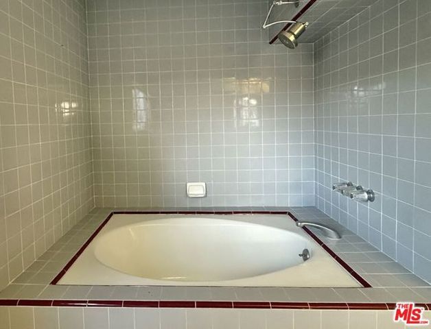 4322 Berryman Avenue, Los Angeles, CA 90066