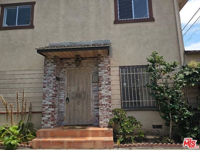 4322 Berryman Avenue, Los Angeles, CA 90066