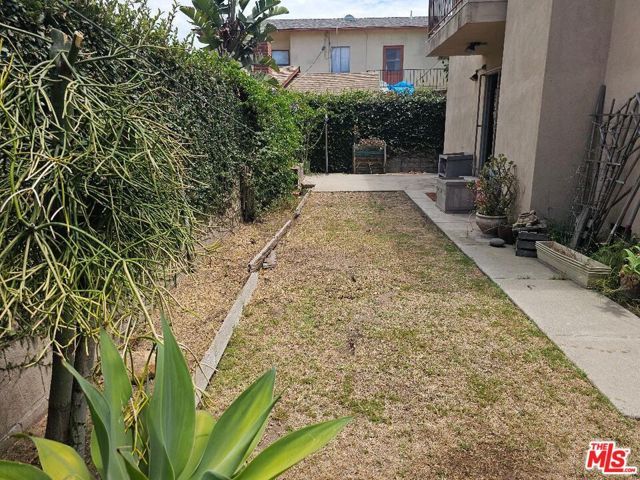 4322 Berryman Avenue, Los Angeles, CA 90066