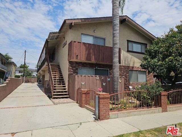 4322 Berryman Avenue, Los Angeles, CA 90066