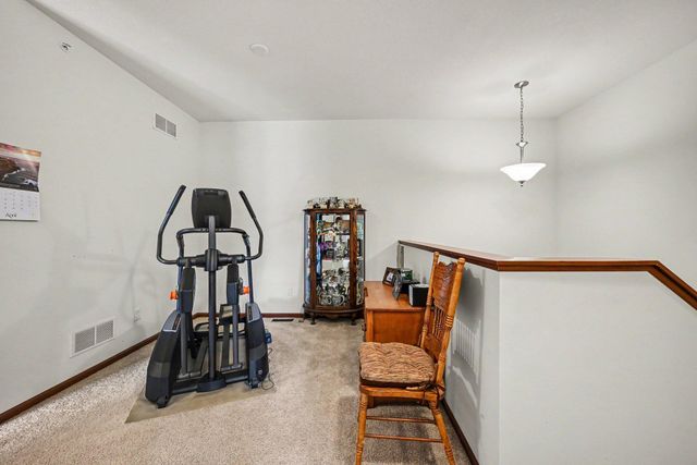 1601 Sumac Circle B, Carver, MN 55315
