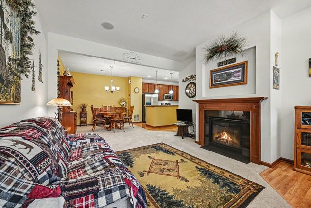 1601 Sumac Circle B, Carver, MN 55315