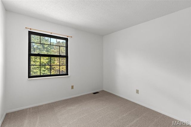 2332 Hidden Meadow Lane, Ballwin, MO 63021