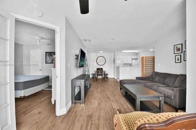 2866 S University Drive 5105, Davie, FL 33328