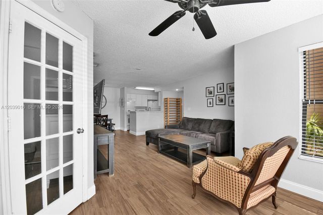 2866 S University Drive 5105, Davie, FL 33328