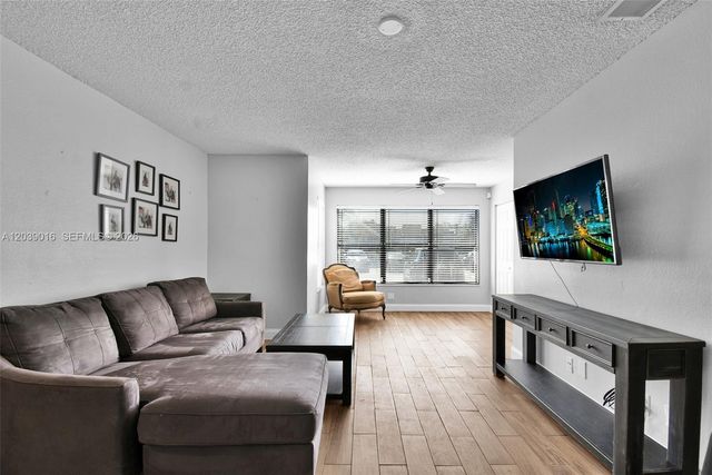 2866 S University Drive 5105, Davie, FL 33328