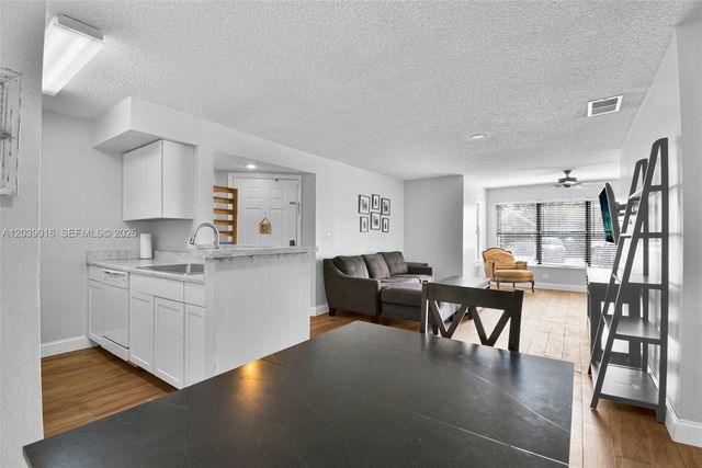 2866 S University Drive 5105, Davie, FL 33328