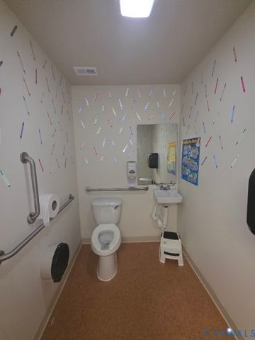 530 S Crater Rd, Petersburg, VA 23803