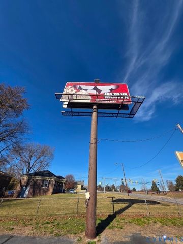 530 S Crater Rd, Petersburg, VA 23803