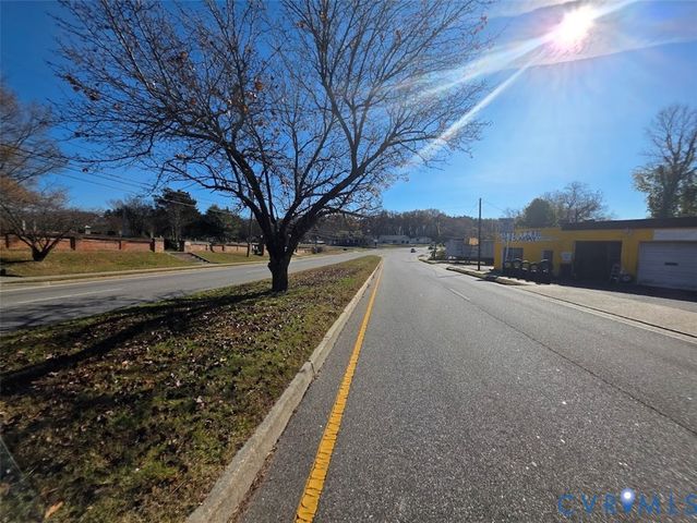 530 S Crater Rd, Petersburg, VA 23803