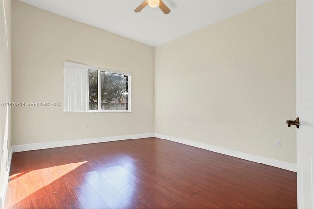 3340 Palomino Dr 211-2, Davie, FL 33024