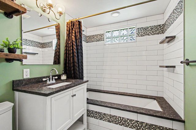 513 E Joliet Street, Crown Point, IN 46307