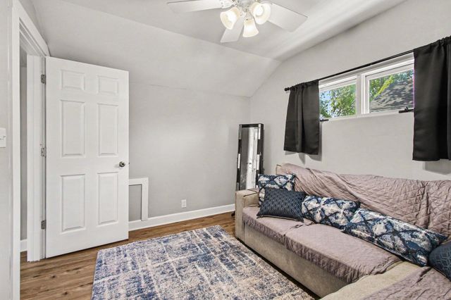 513 E Joliet Street, Crown Point, IN 46307
