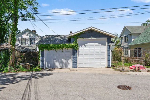 513 E Joliet Street, Crown Point, IN 46307