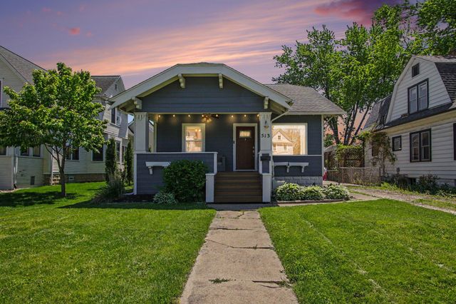 513 E Joliet Street, Crown Point, IN 46307